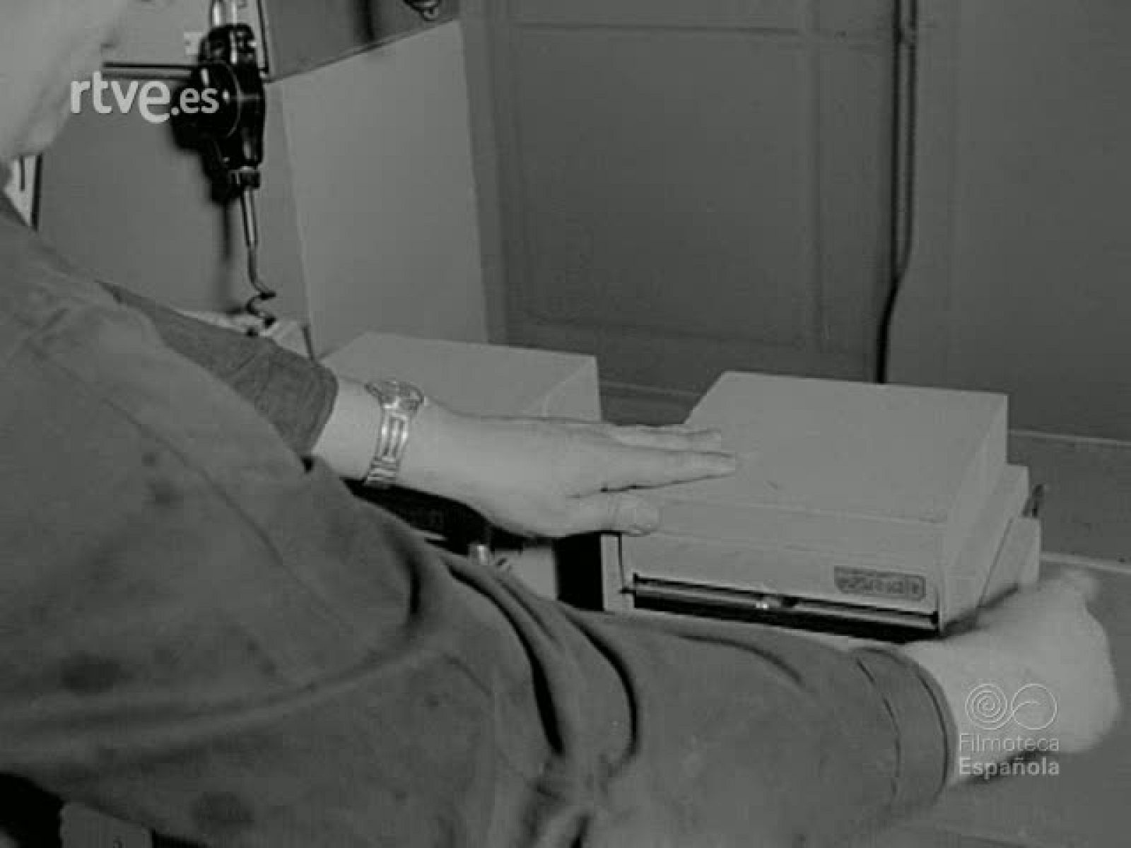 NOT N 1329 A - NO-DO | Ver