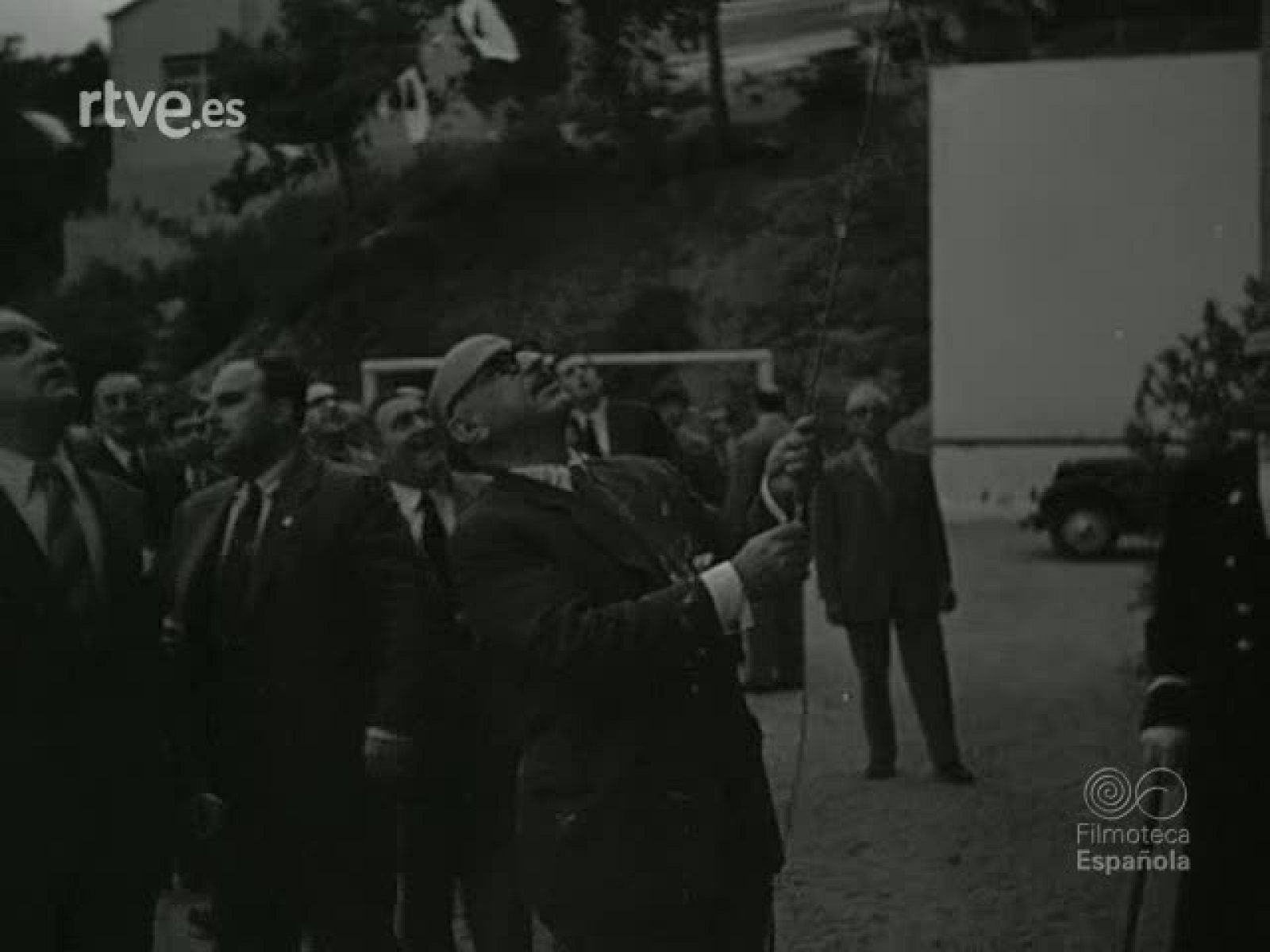 NOT N 444 A - NO-DO | Ver