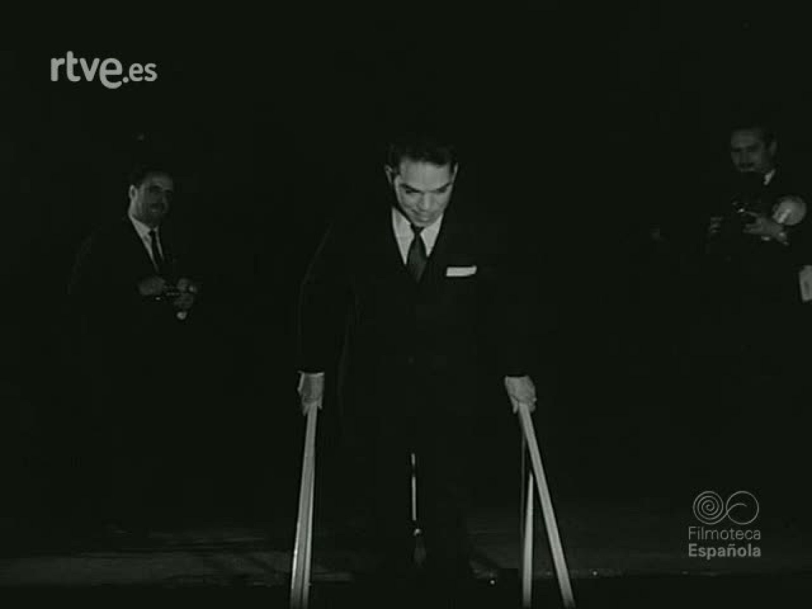 NOT N 953 A - NO-DO | Ver