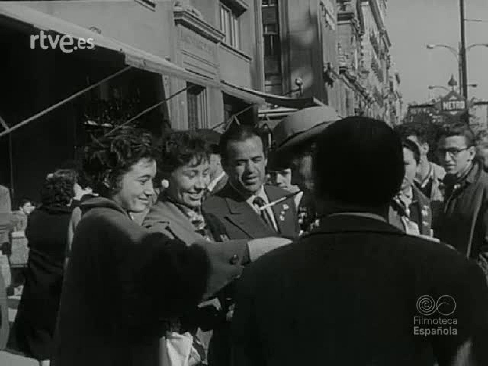 NOT N 724 B - NO-DO | Ver