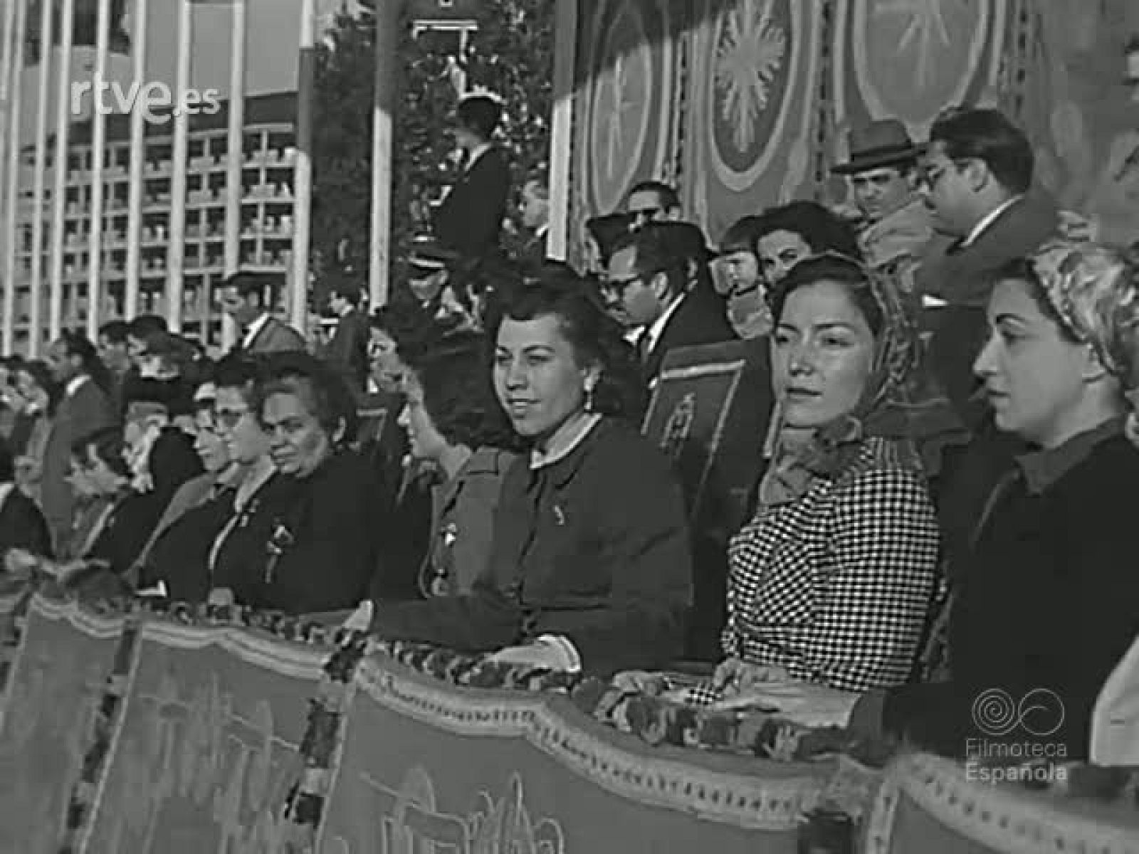 NOT N 438 B - NO-DO | Ver