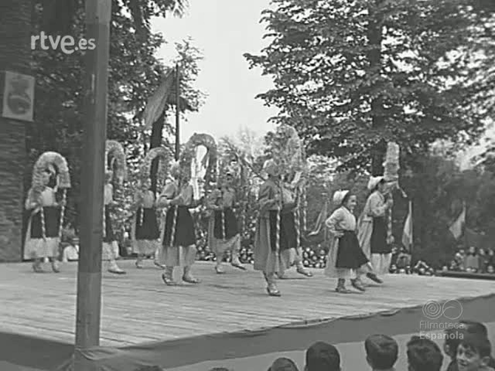 NOT N 438 A - NO-DO | Ver