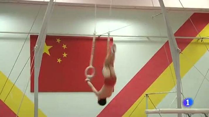 Telediario 1 - Las escuelas deportivas de China preparan a sus futuras estrellas