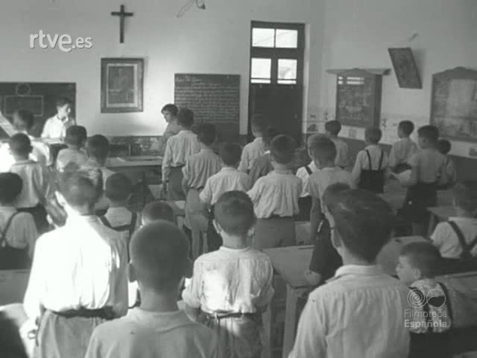 NOT N 412 B - NO-DO | Ver