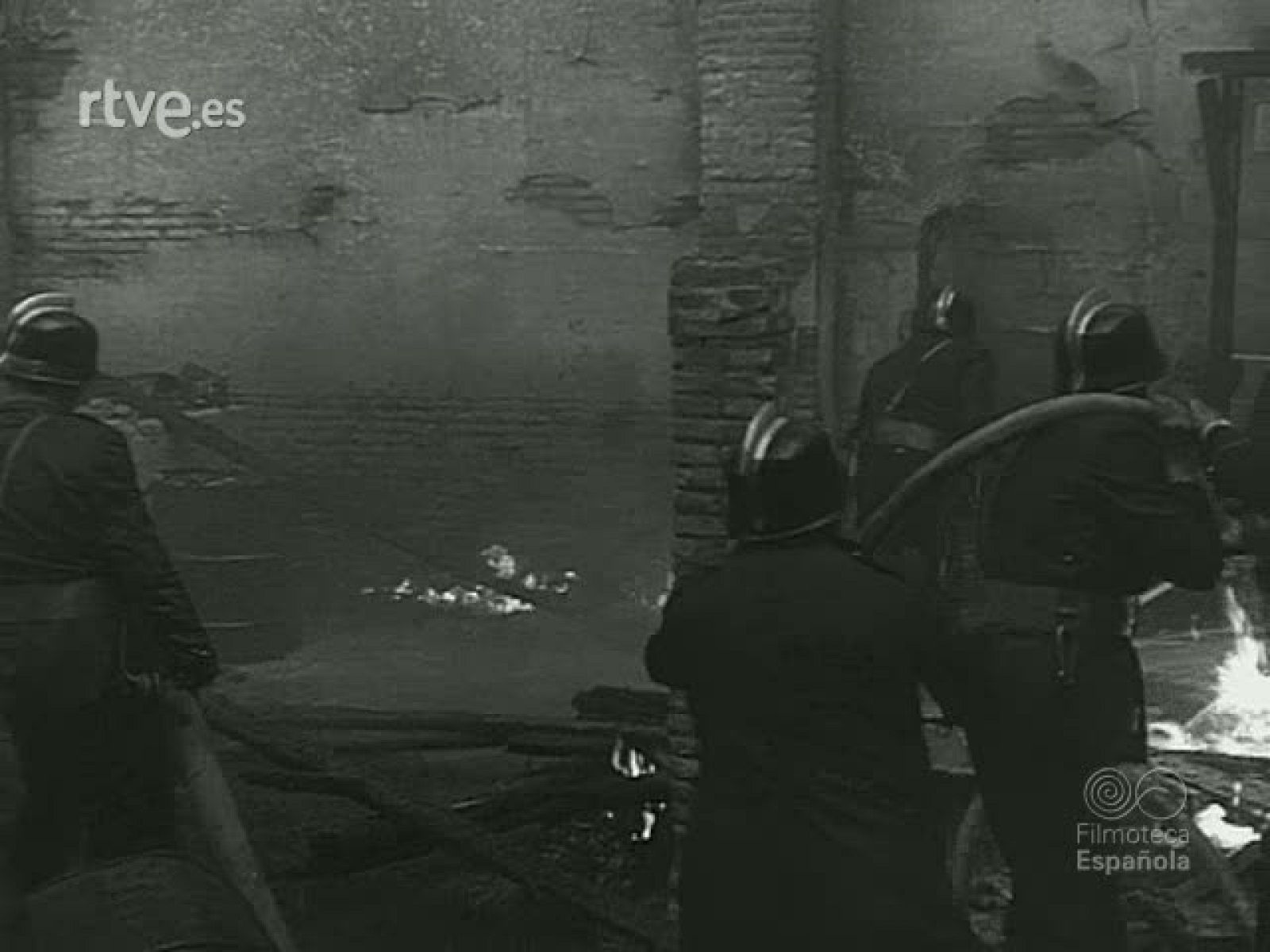 NOT N 997 A - NO-DO | Ver