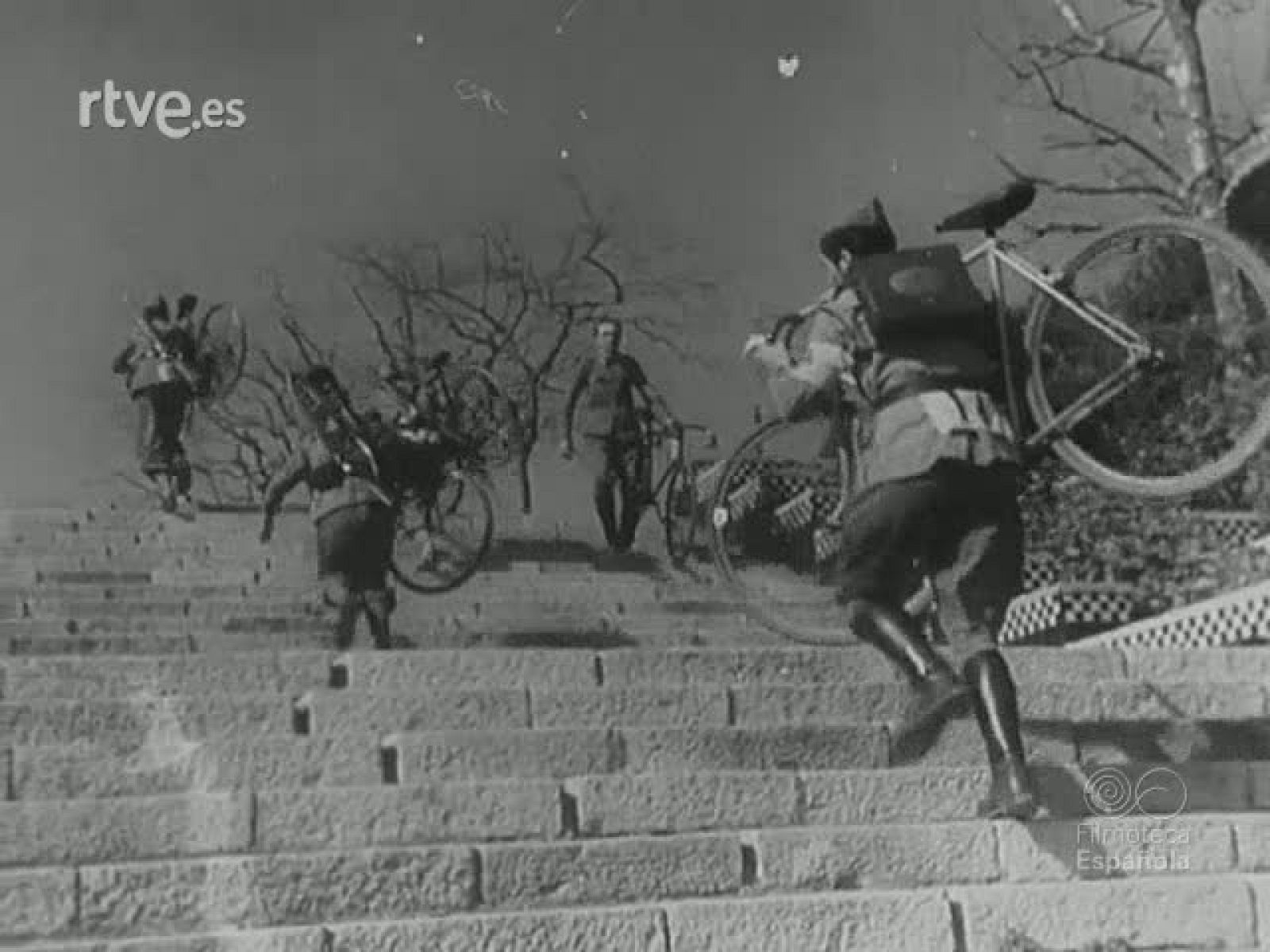 NOT N 120 A - NO-DO | Ver