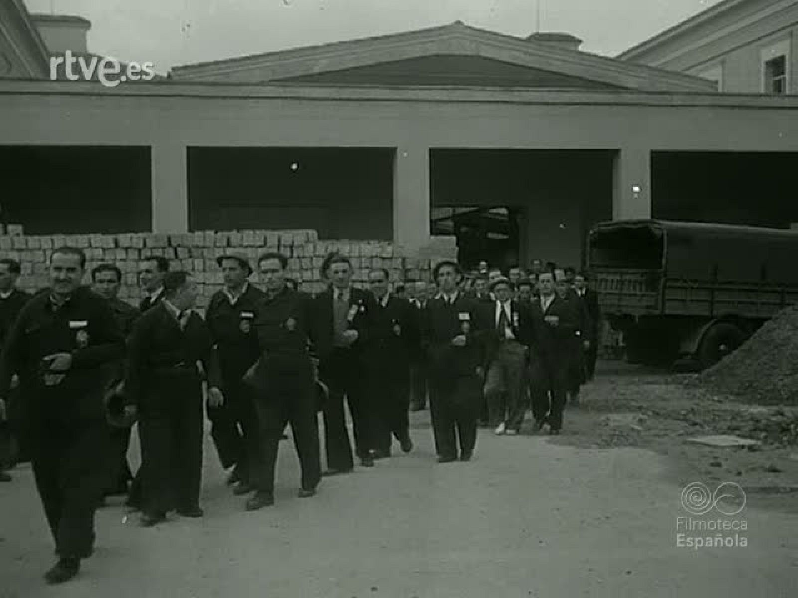 NOT N 305 A - NO-DO | Ver