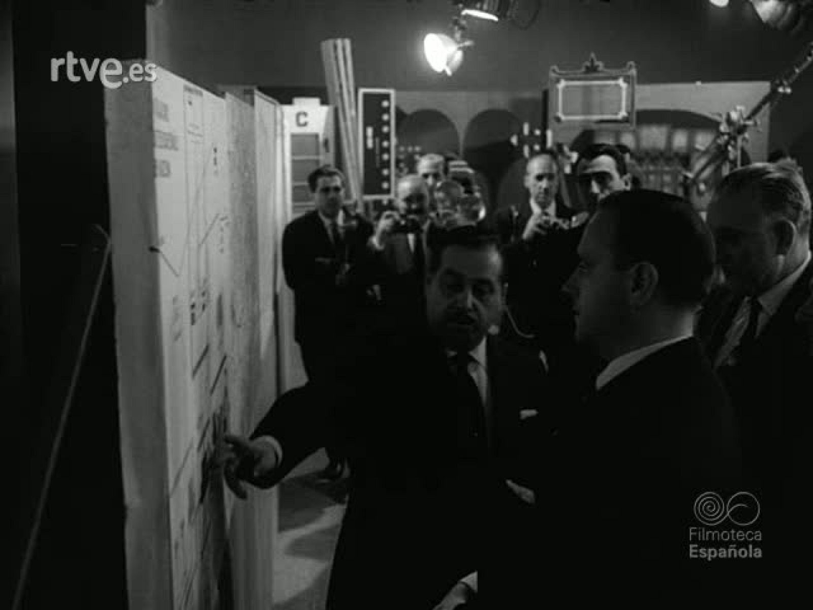 NOT N 1090 A. EDICION EXTRA EL PRESIDENTE KENNEDY HA SIDO ASESINADO - NO-DO | Ver