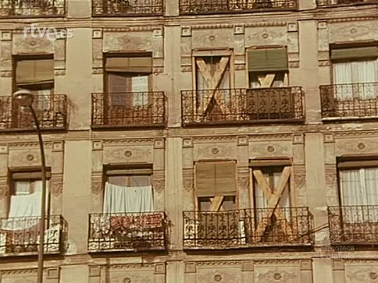 NO-DO - NOT N 1825 .