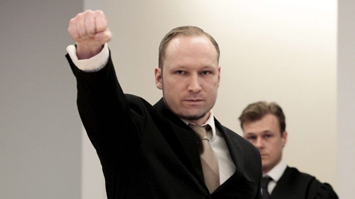 Telediario 1 - Breivik, frío ante el tribunal