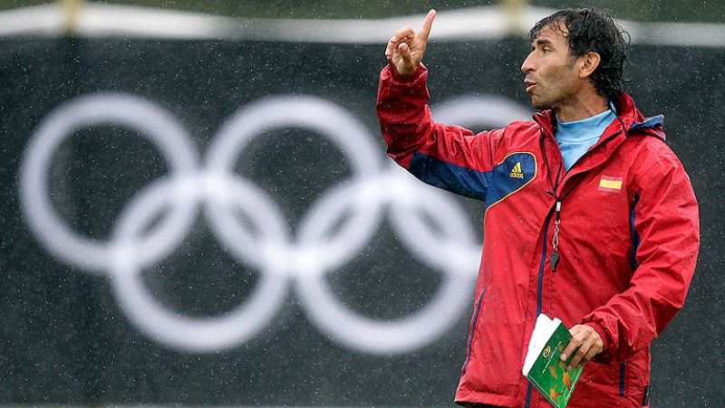 El debut de la expedición olímpica española en Londres 2012 correrá a cargo de la selección de fútbol, que ya está en Glasgow, donde jugará contra Japón el jueves 26.