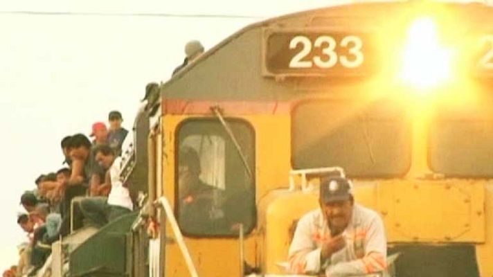 Telediario 1 - El largo viaje del inmigrante