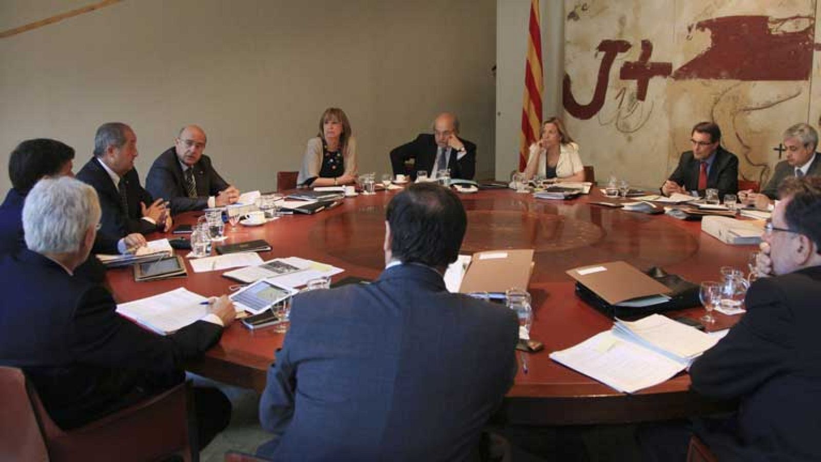 Cataluña sopesa si acudirá al fondo de liquidez aprobado por el Gobierno