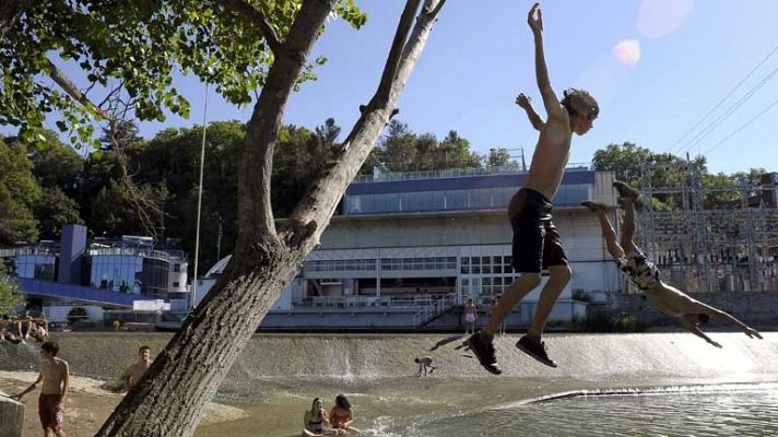 Telediario 1 - Precaución en pantanos y ríos