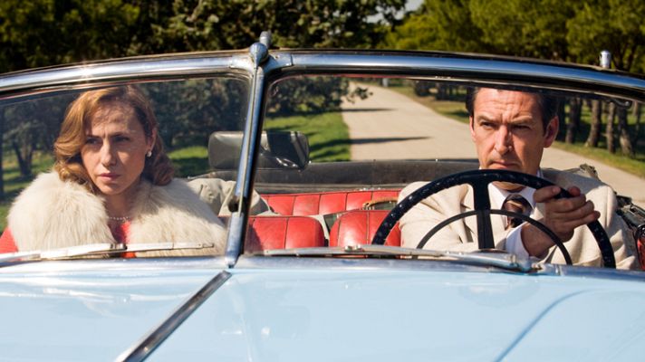 Amar en tiempos revueltos - Paloma en 'Alta traición'