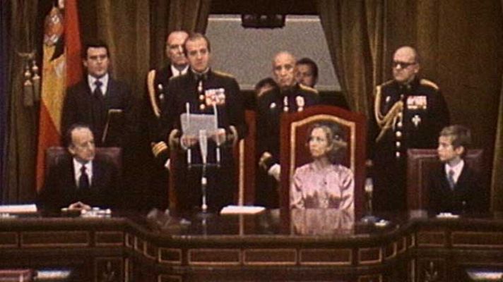 Archivo Casa Real - Sanción  de la Constitución Española