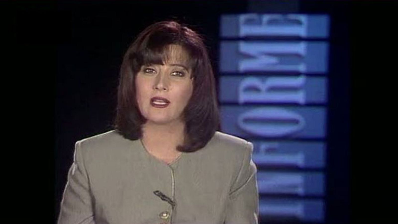Georgina Cisquella presentadora de Informe Semanal en 1996