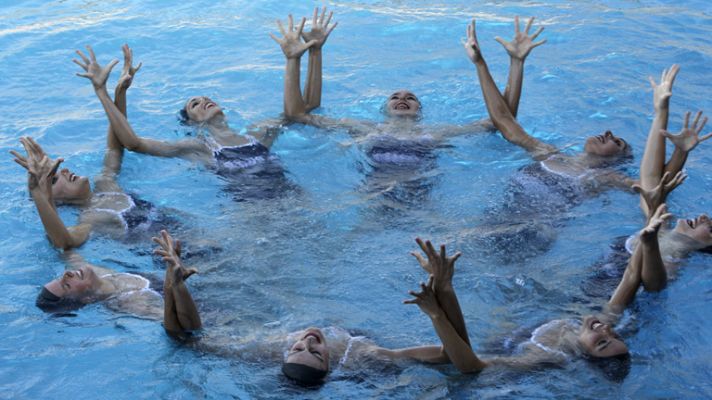 Telediario 1 - Las sirenas de la 'sincro' presentan su ejercicio para Londres