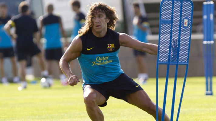 Telediario 1 - Puyol recibe el alta en una pretemporada con pocos cambios