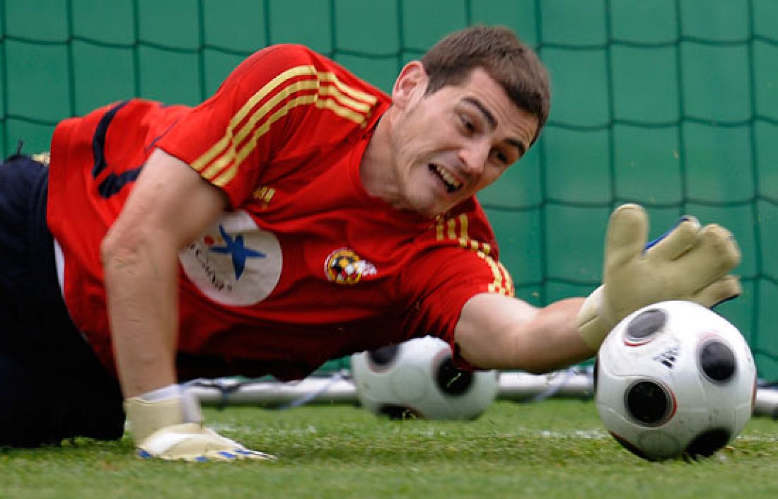 Los de Luis Aragonés se desplazarán esta tarde a Inssbruck y harán una preparación vespertina en el estadio Nuevo Tivoli .