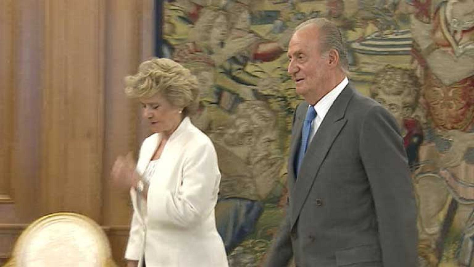 Cortesía entre el Rey y la nueva defensora del Pueblo