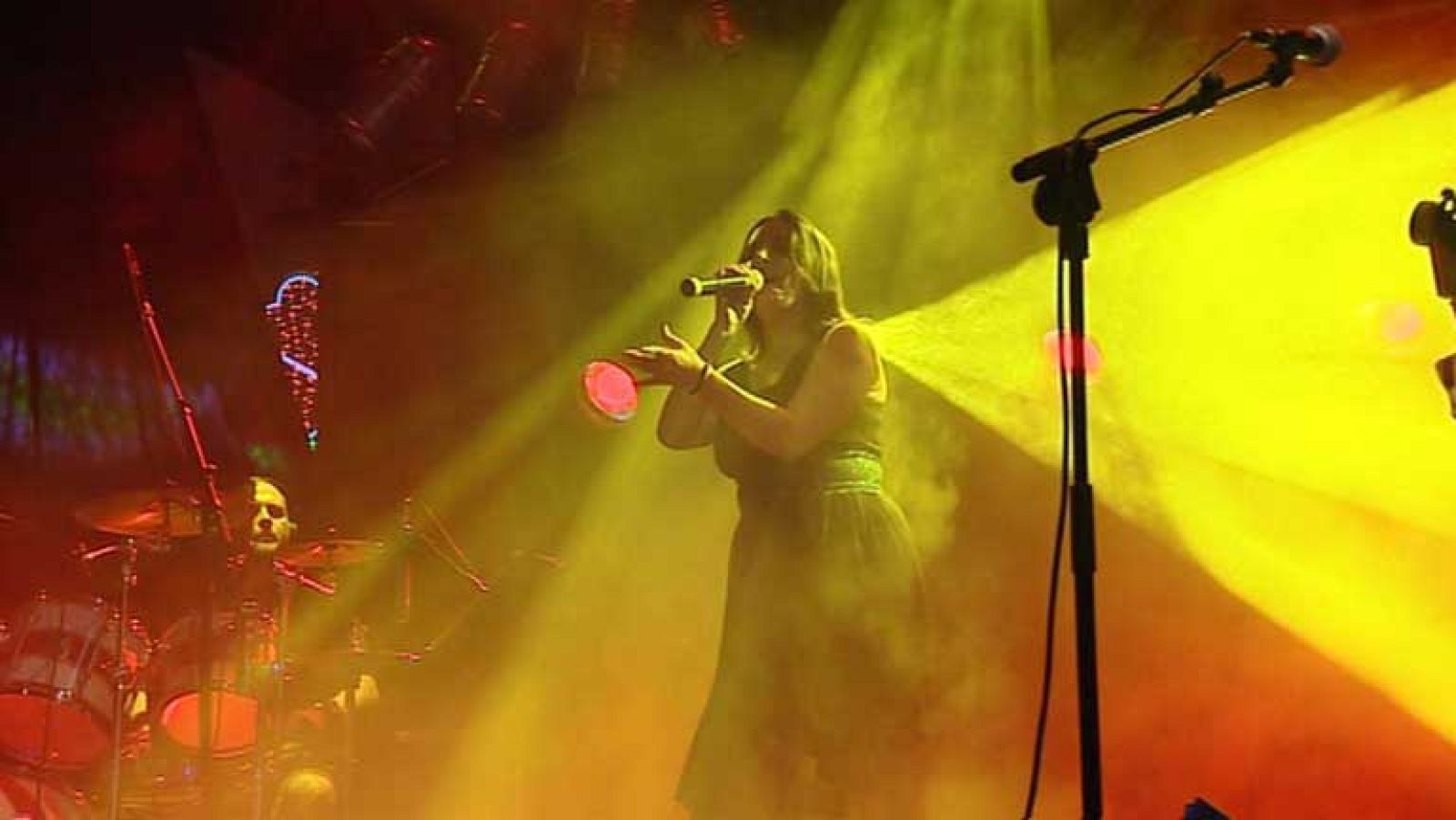 Las pequeñas Orquestas que recorren España en verano son sustituídas por disc jockeys