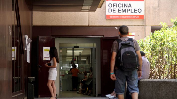 Informativo 24h - El paro se mantuvo en junio en máximos históricos en la eurozona y la UE