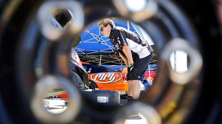 Telediario 1 - La crisis envejece el parque móvil