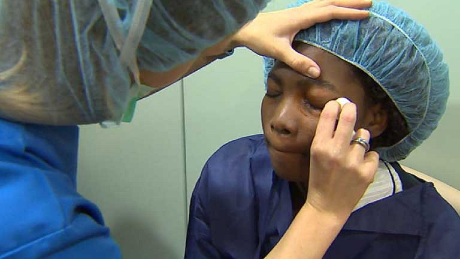 Estudiante de Mozambique es operada de córnea en España gracias a cadena solidaria