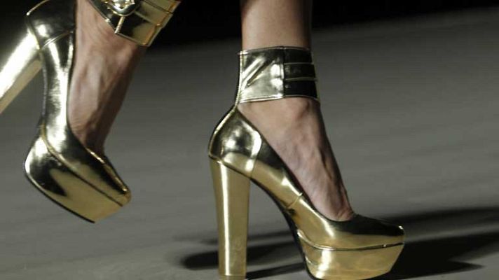 Telediario 1 - Los pies sufren en verano