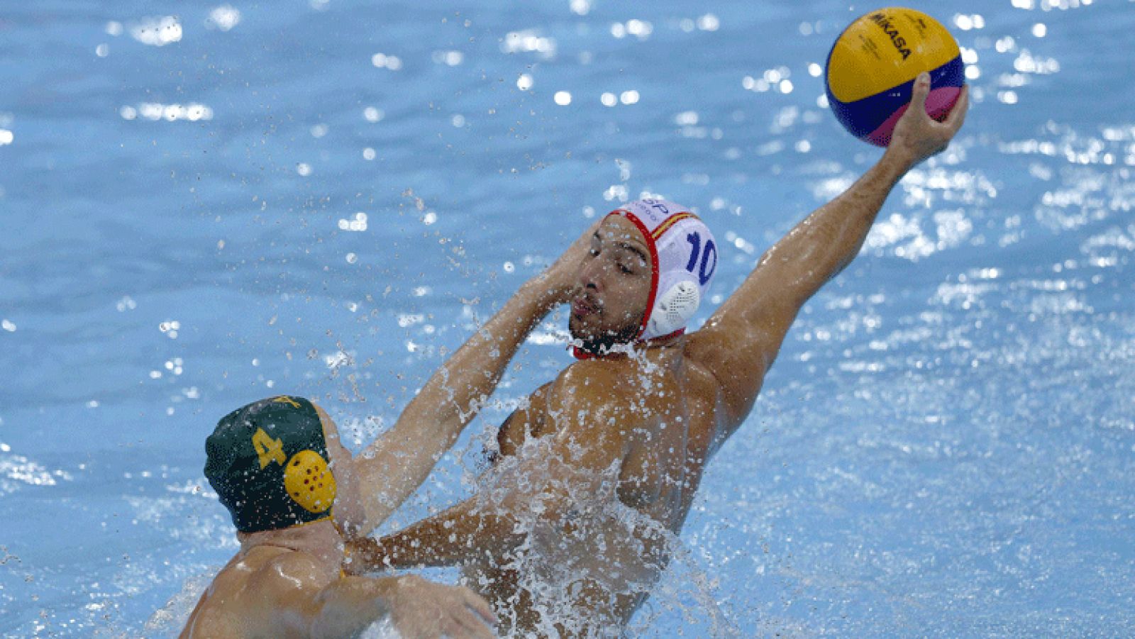 La selección de waterpolo se acerca a cuartos de final en Londres