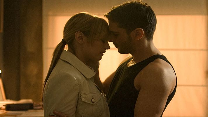 Al filo de la ley - Hermanos de sangre