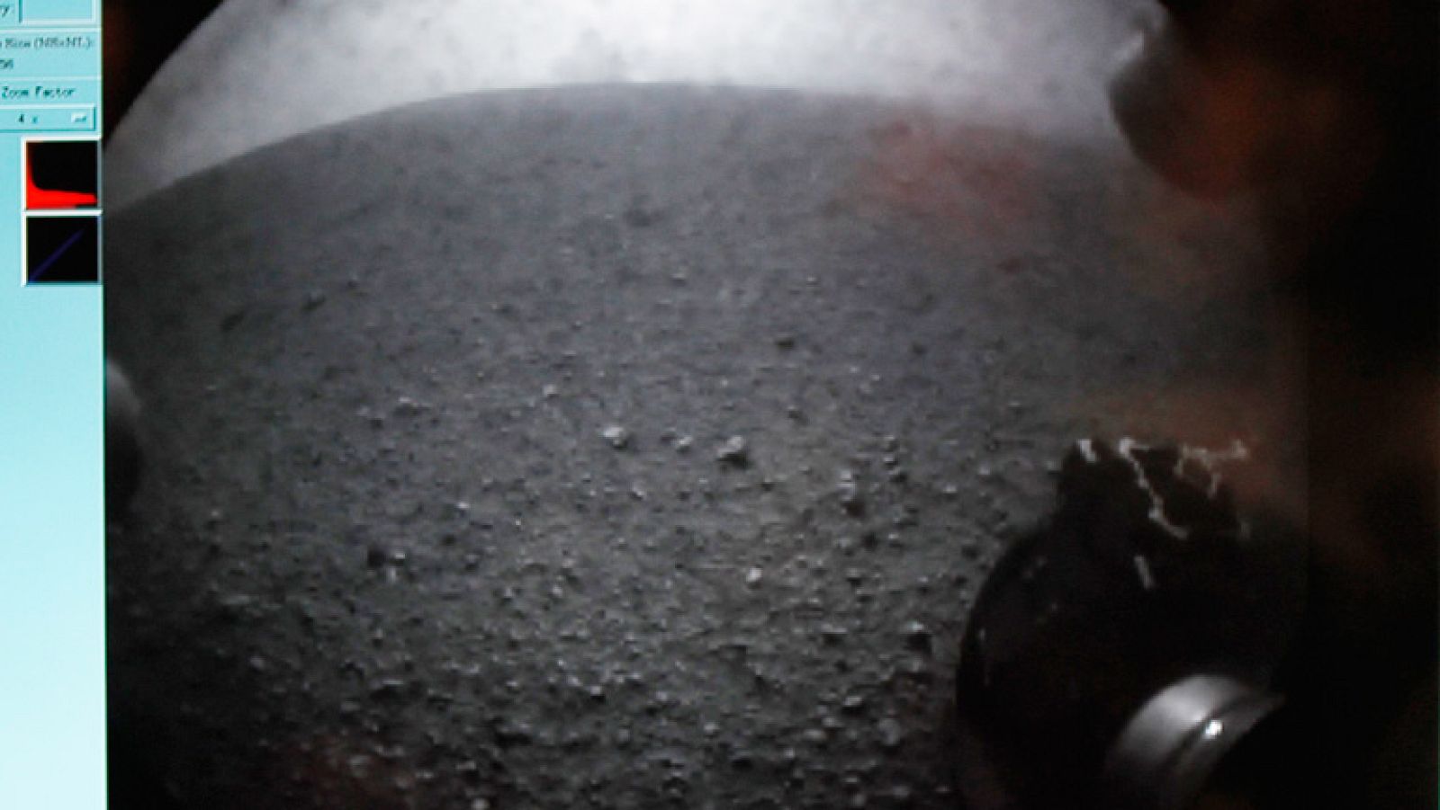 La nave 'Curiosity' aterriza con éxito en Marte, donde buscará pruebas de vida - Informativo 24h | Ver