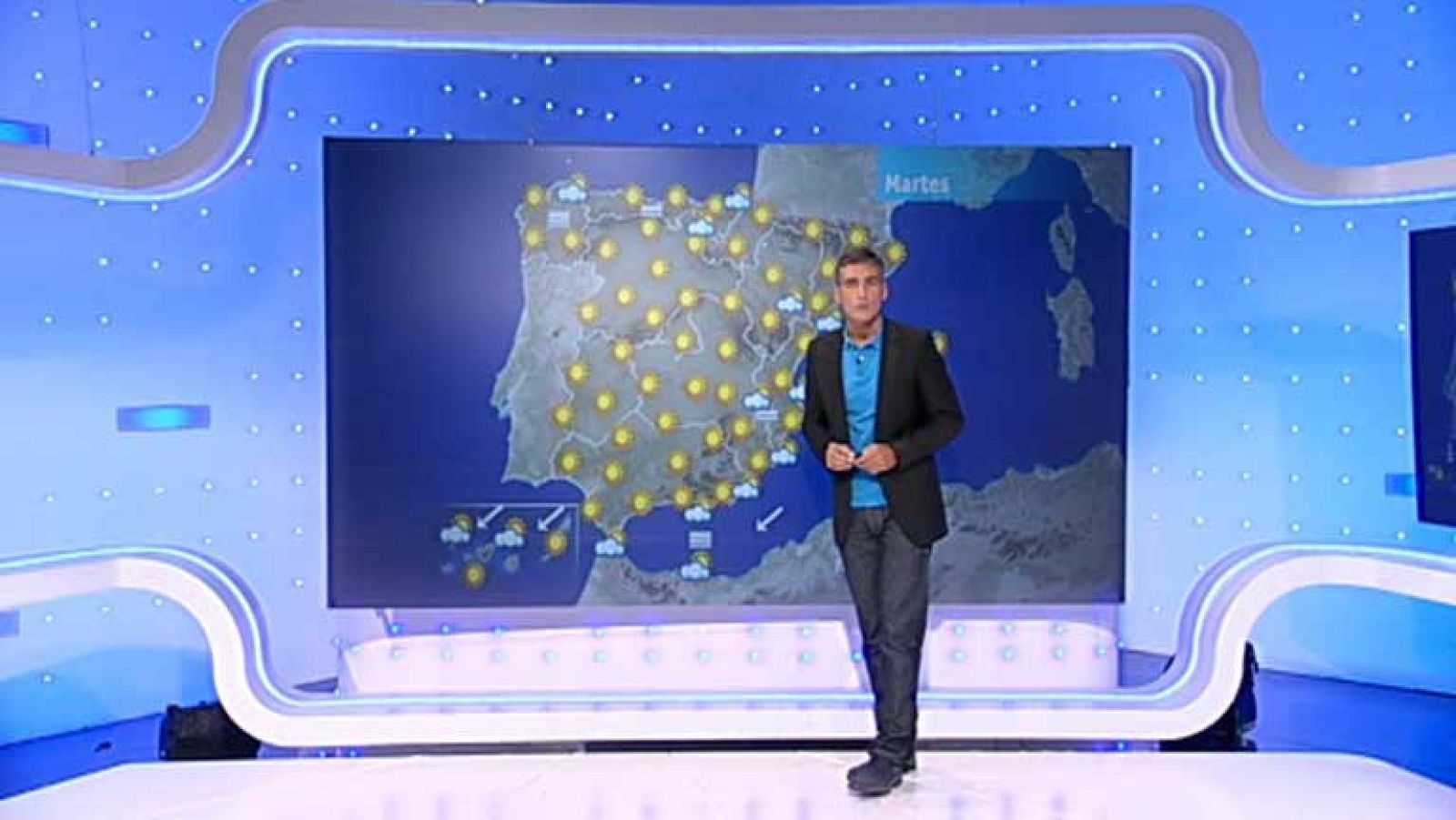 Nubes en el cantábrico, mediterráneo y canarias