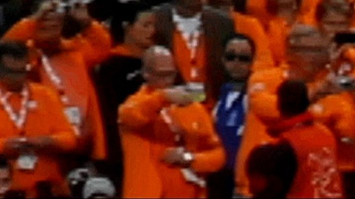 Telediario 1 - En libertad bajo fianza el lanzador de la botella en la final de 100m.