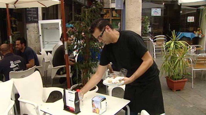 Telediario 1 - El turismo tira de España