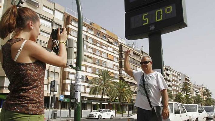 Telediario 1 - Telediario - 15 horas - 10/08/12