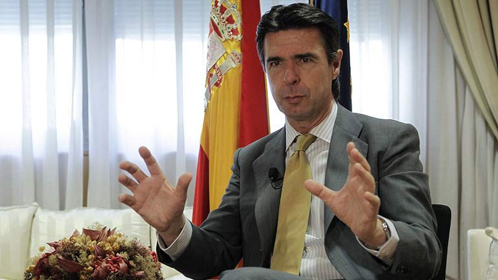 Soria impondrá nuevos gravámenes a la energía nuclear