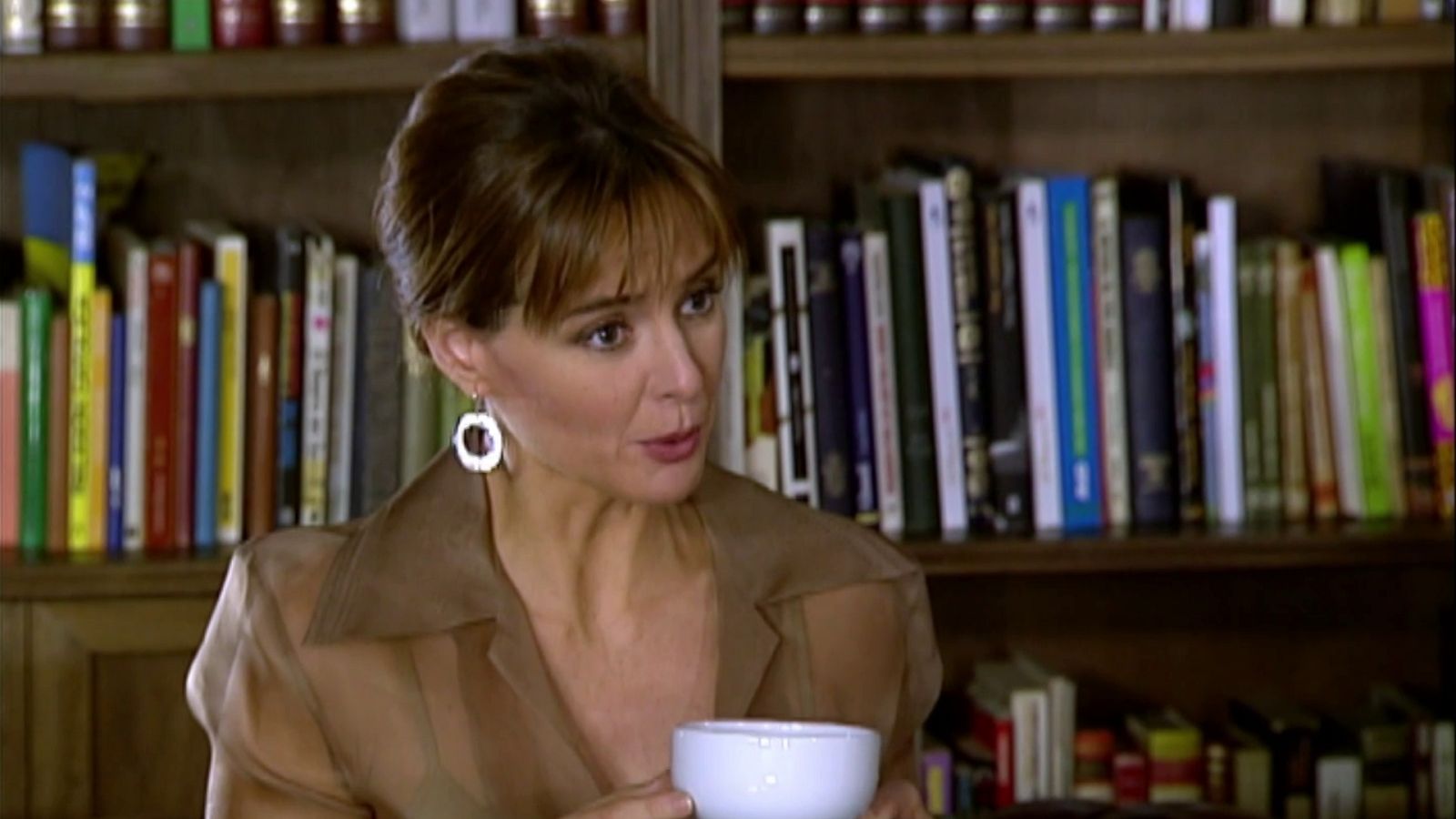 Ana y los siete - Temporada 2 - Episodio 10: Crisis - Ver ahora