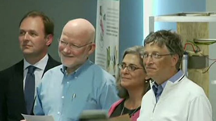 La 2 Noticias - La fundación de Bill Gates busca reinventar el retrete