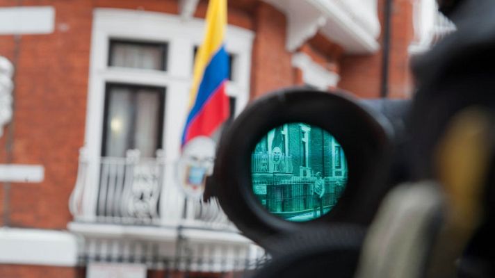 Informativo 24h - Reino Unido amenaza a Ecuador con un posible asalto a su embajada en Londres