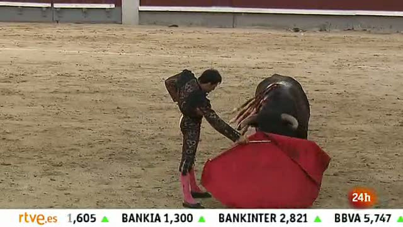 Fernando Cruz sufre dos cornadas graves en Las Ventas