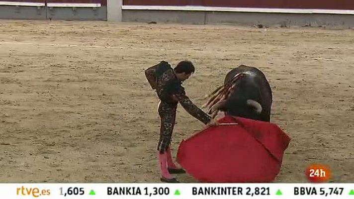 Informativo 24h - Fernando Cruz sufre dos cornadas