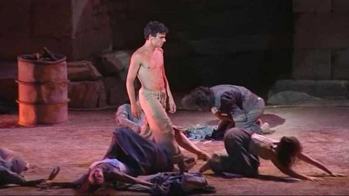 Telediario 1 - Se estrena en Mérida, las Bacantes