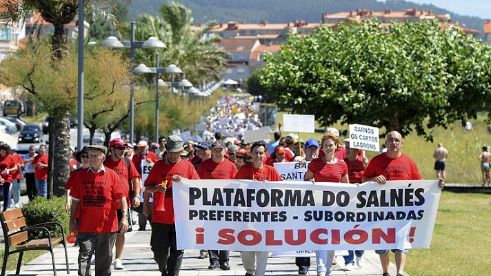 Telediario 1 - Manifestiación contra Novagalicia