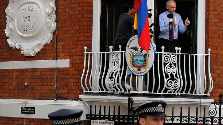 Telediario 1 - Telediario 2 en 4' 19/08/12