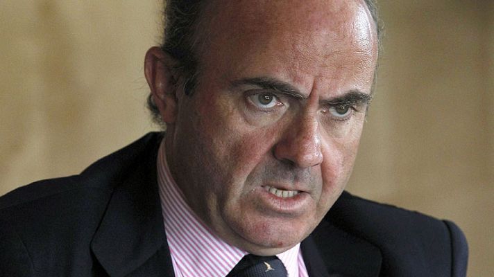 Telediario 1 - De Guindos descarta "hoy por hoy" pedir el tramo urgente de la ayuda bancaria