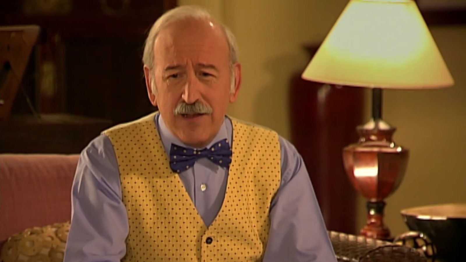 Ana y los siete - Temporada 2 - Episodio 22: La hora azul - Ver ahora