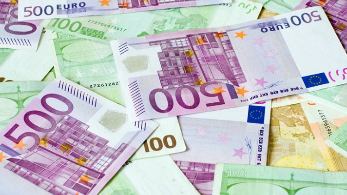 Informativo 24h - El Tesoro capta 4.500 millones y paga un interés casi un punto inferior al de hace un mes