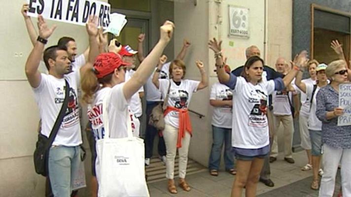 Telediario 1 - Compradores de preferentes